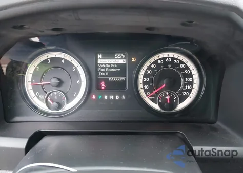 2018 Ram 1500 Express 4X4 6'4 Box from USA, damaged, VIN 1C6RR7FG6JS308698